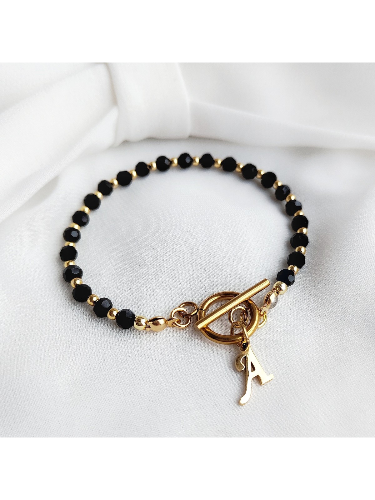 Bransoletka z literą biżuteria handmade