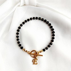 Bransoletka z literką czarno złota