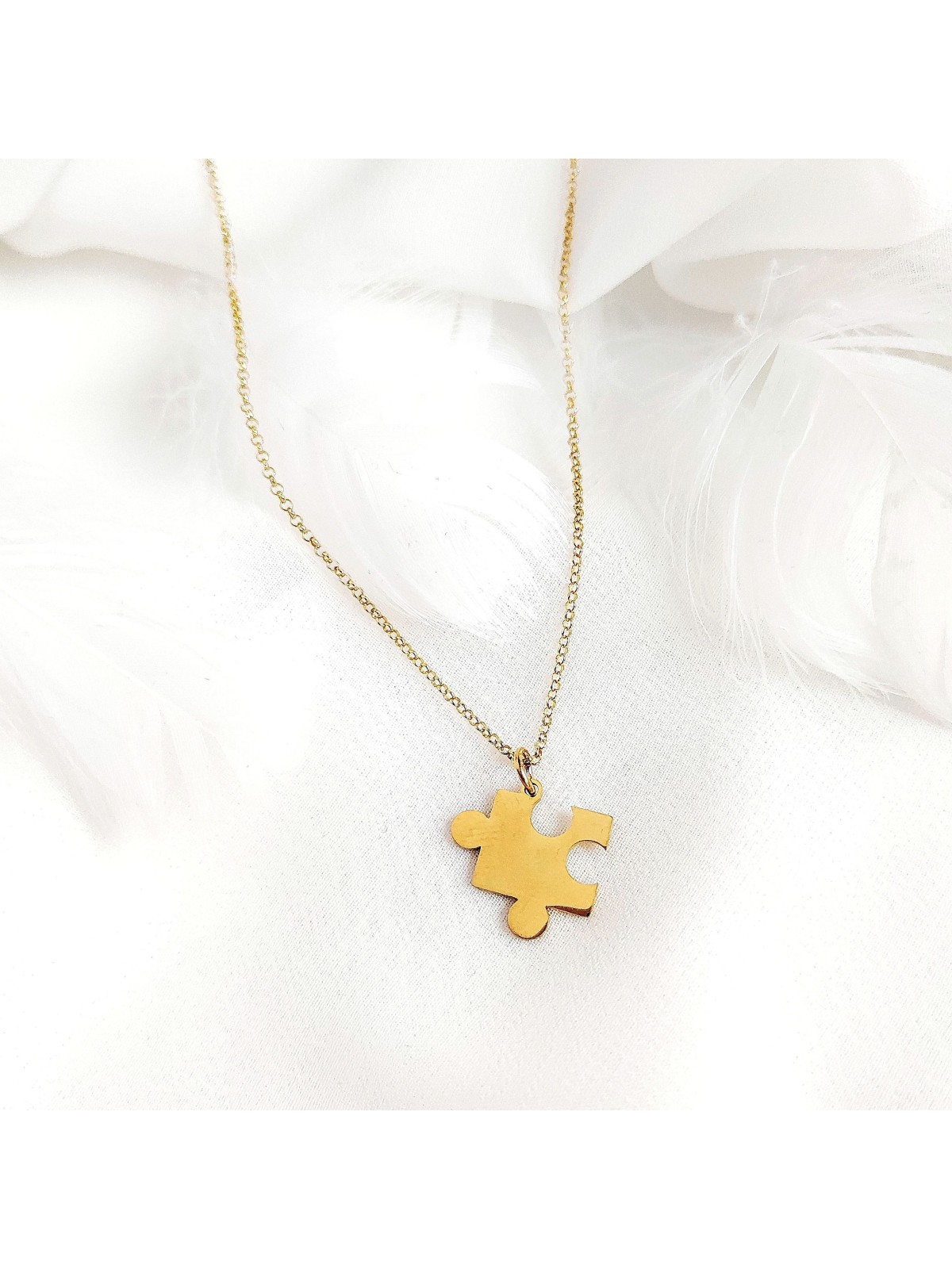 łańcuszek z grawerem z zawieszką w kształcie puzzla
