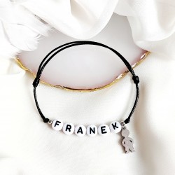 Bransoletka na sznurku z imieniem z koralików i z zawieszką z Grawerem