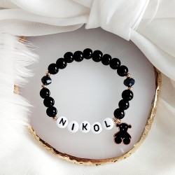 Bransoletka z imieniem dziecka czarna dziecięca z koralików