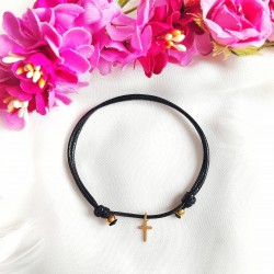 Bransoletka na sznurku z Krzyżykiem