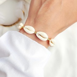 Bransoletka na sznurku z Muszelek Kauri