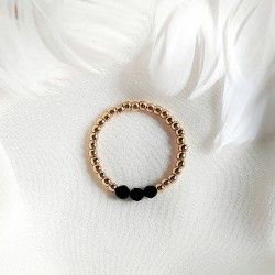 Pierścionek z koralików z hematytem i czarnym spinelem