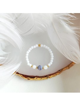 Elastyczny pierścionek z kamieniami naturalnymi Koral i masa perłowa