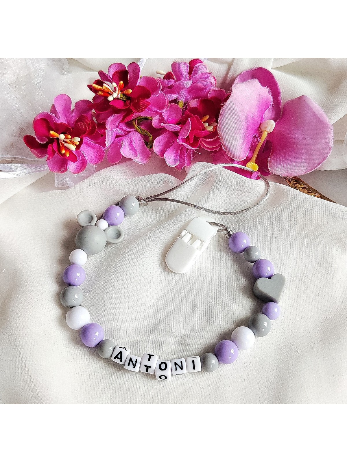 Personalizowana fioletowa zawieszka do smoczka z imieniem dziecka