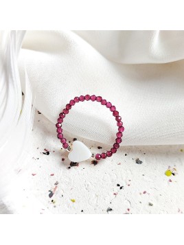 Elastyczny pierścionek z naturalnych kamieni z granatu z perłowym serduszkiem