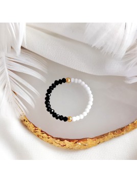 Pierścionek z kamieni czarno biały Szlifowane Kryształki