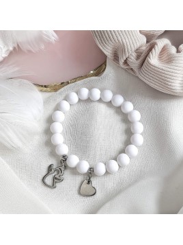 Bransoletka z aniołkiem i serduszkiem z grawerem Biała Komunijna