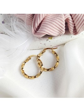 Małe Kolczyki kółeczka skręcane złote