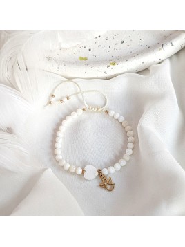 Bransoletka z serduszkiem z masy perłowej i złotym aniołkiem