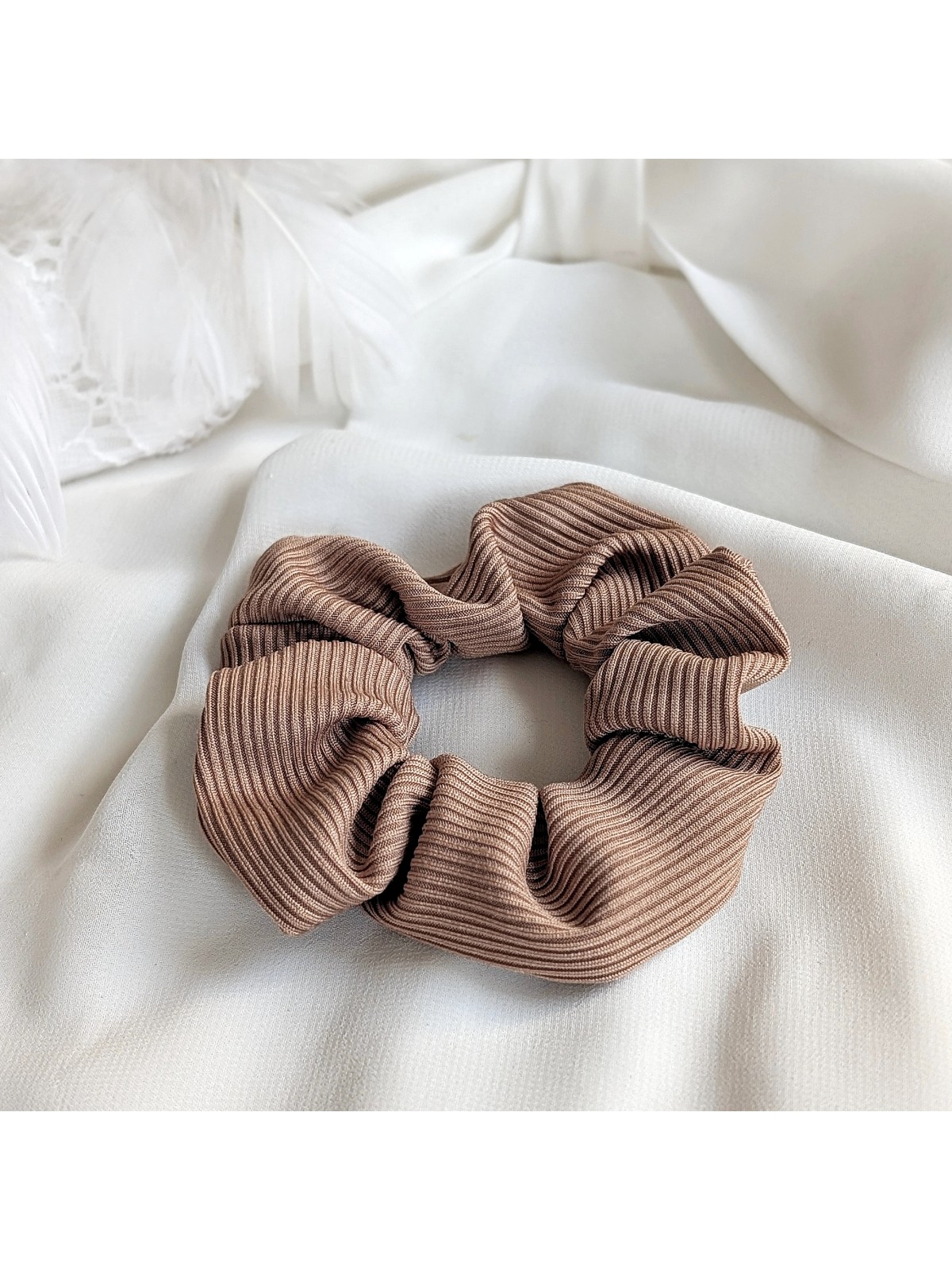 Gumka frotka Scrunchies brązowa Cappuccino