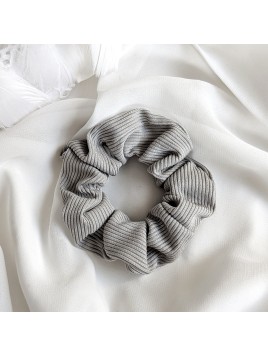 Szara frotka do włosów scrunchies