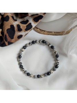 Bransoletka z howlitu i jaspisu na gumce