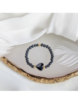 Pierścionek z hematytu z serduszkiem