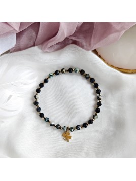 Bransoletka z turkusu afrykańskiego z czterolistną koniczynką