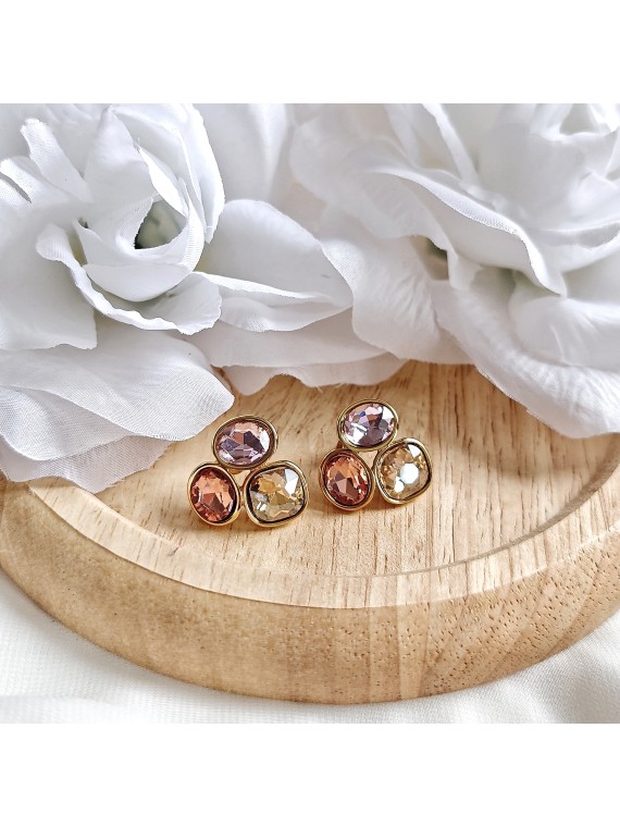 Kolczyki złote ze stali chirurgicznej z kolorowymi kryształkami.