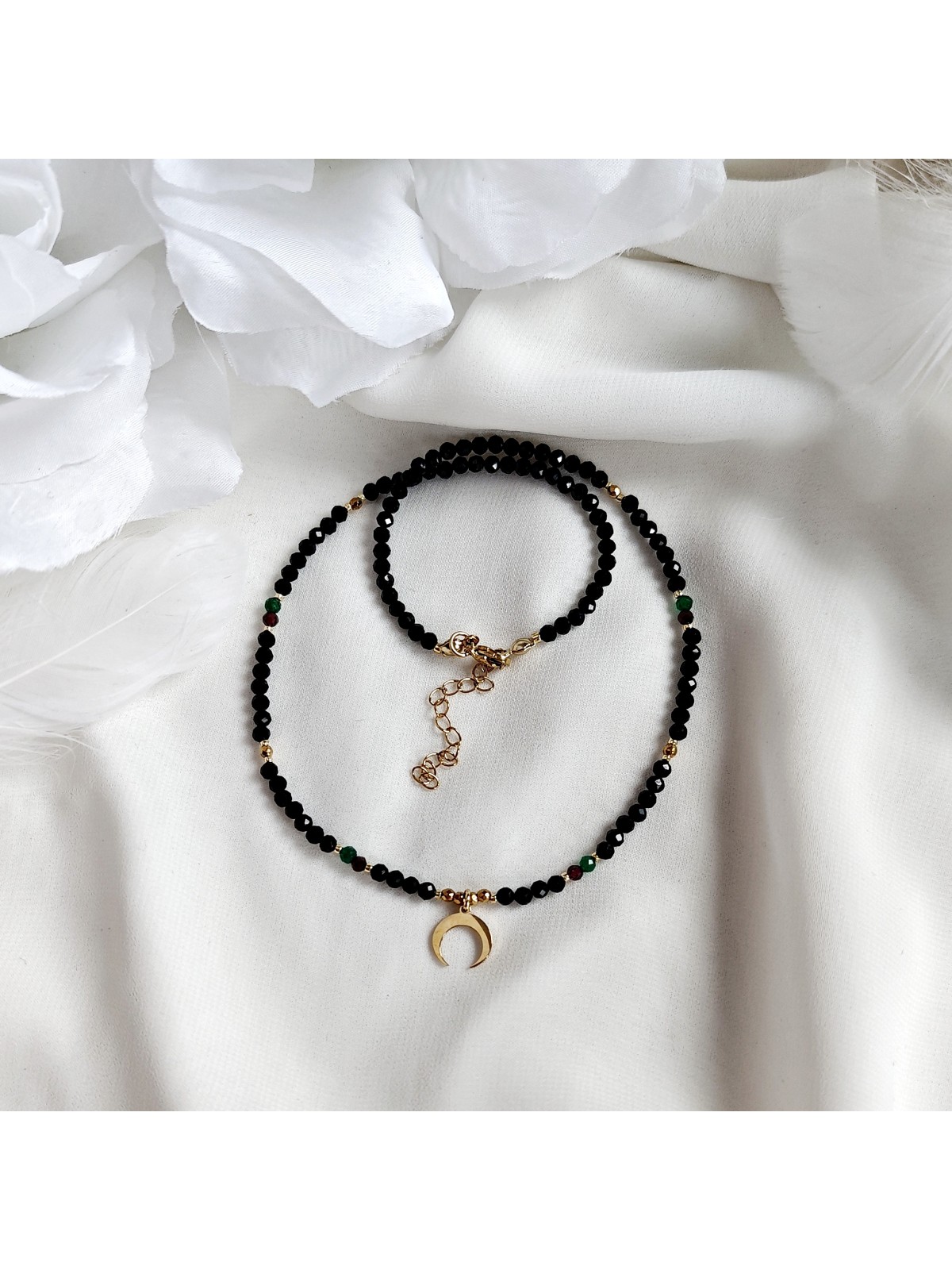 Naszyjnik lunula z turmalinu granatu szmaragdu i hematytu