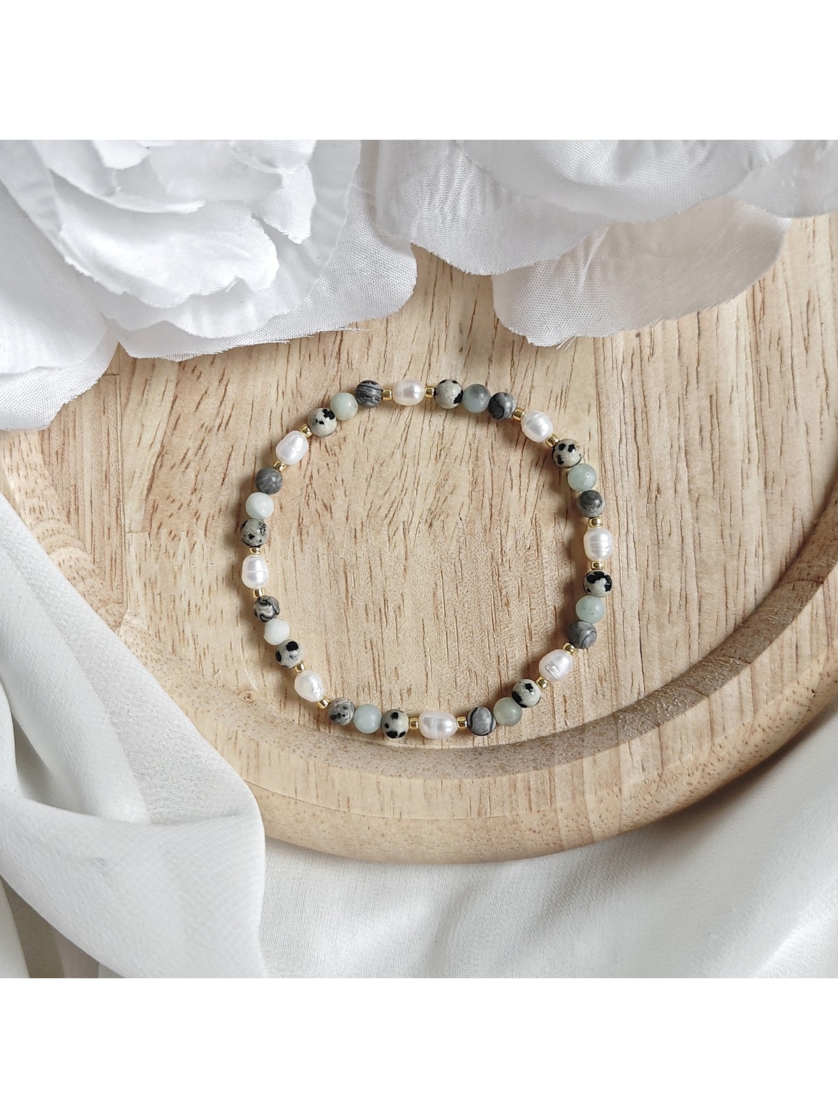 Bransoletka na gumce z amazonitu jaspisu i perły