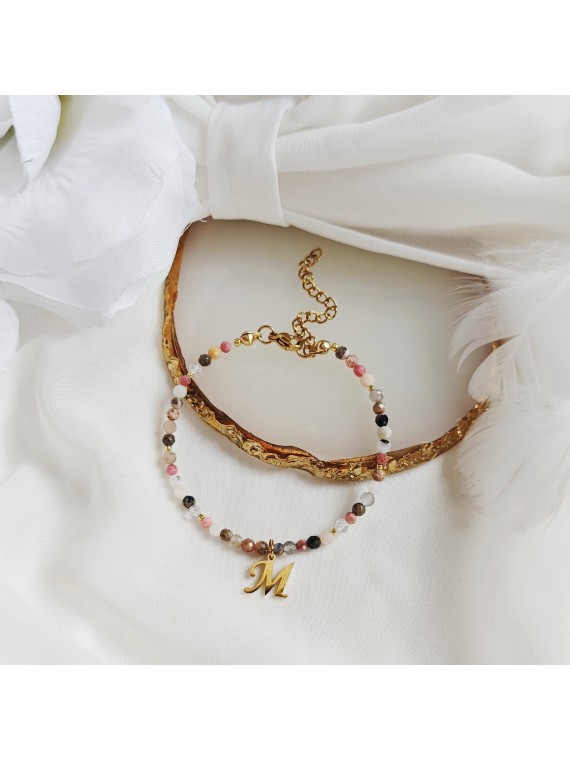 Bransoletka z kamieni naturalnych z literką