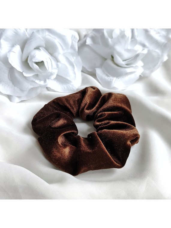 brązowa frotka do włosów welurowa