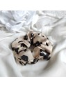 Gumka frotka scrunchie w krówkowe łatki