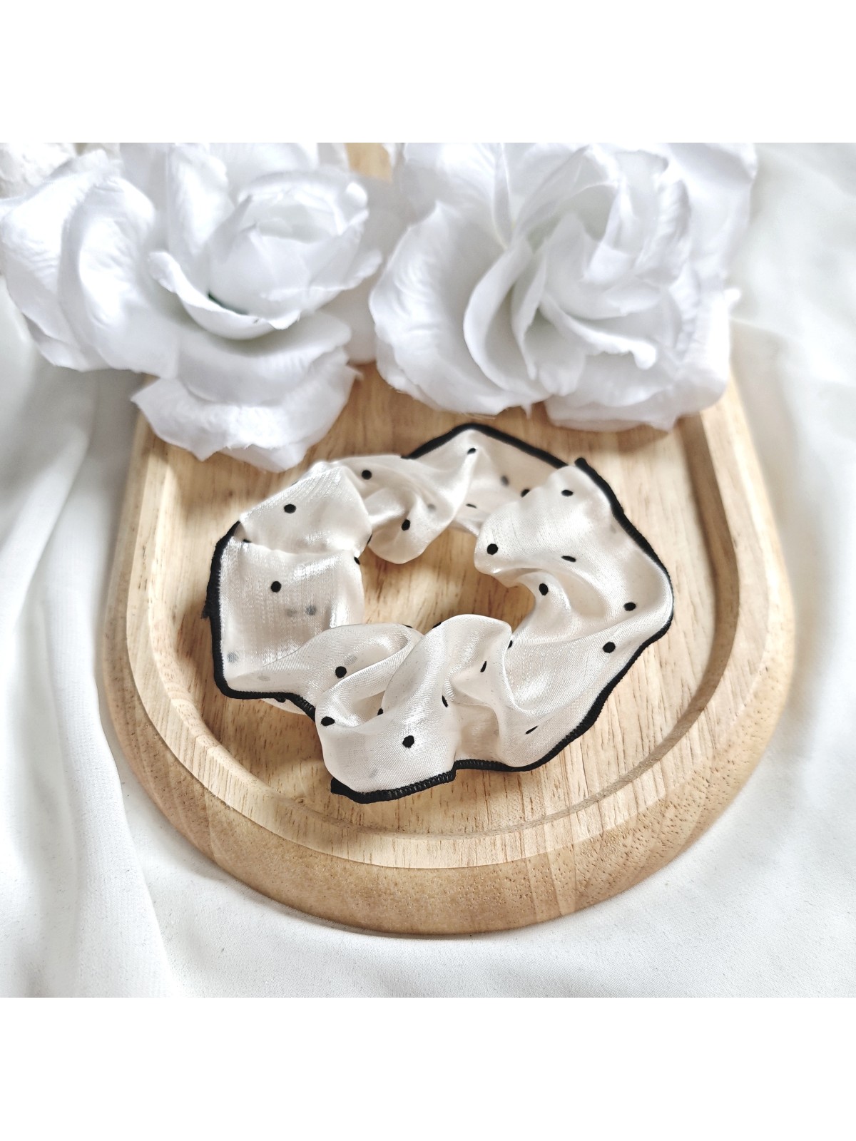 Frotka do włosów scrunchie w Kropki