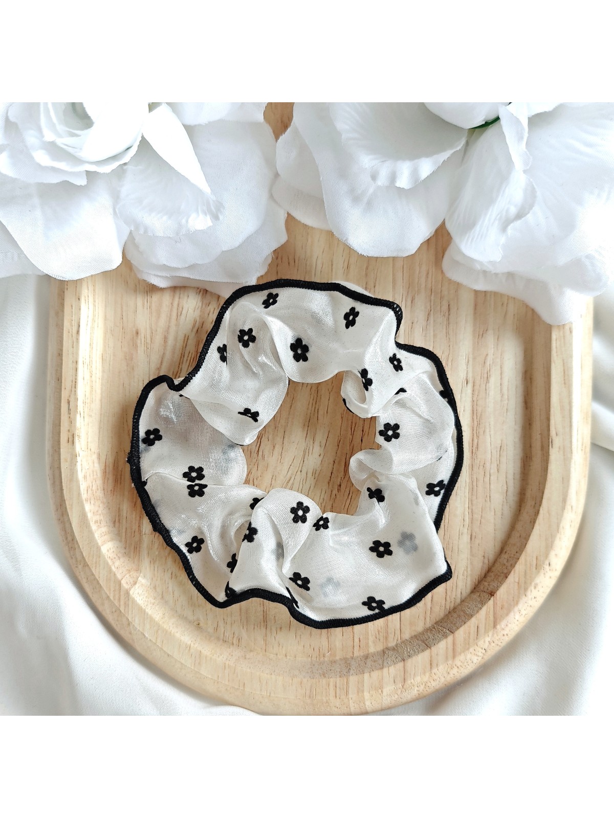 Frotka do włosów scrunchie w Kropki