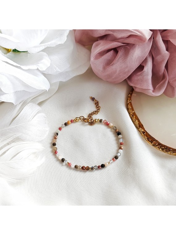 Bransoletka zapinana z delikatnych kamieni naturalnych