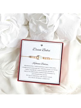 Bransoletka z serduszkiem z masy perłowej na dzień Babci