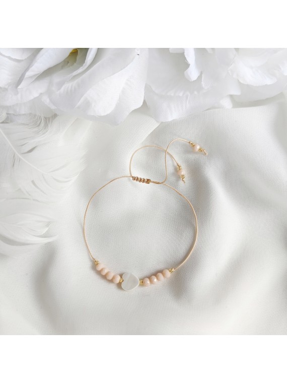 Beżowa  bransoletka z serduszkiem dla babci w pudełku