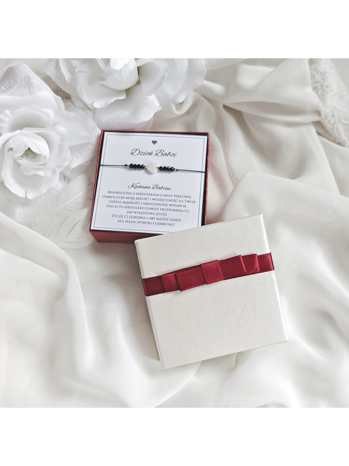 Bransoletka na Dzień Babci z serduszkiem z Masy Perłowej