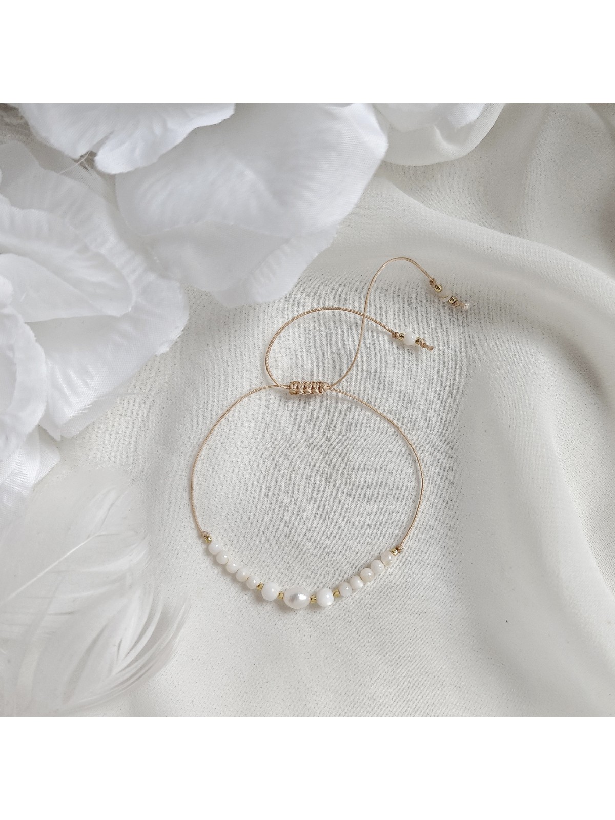 bransoletka z masy perłowej z perłą naturalną