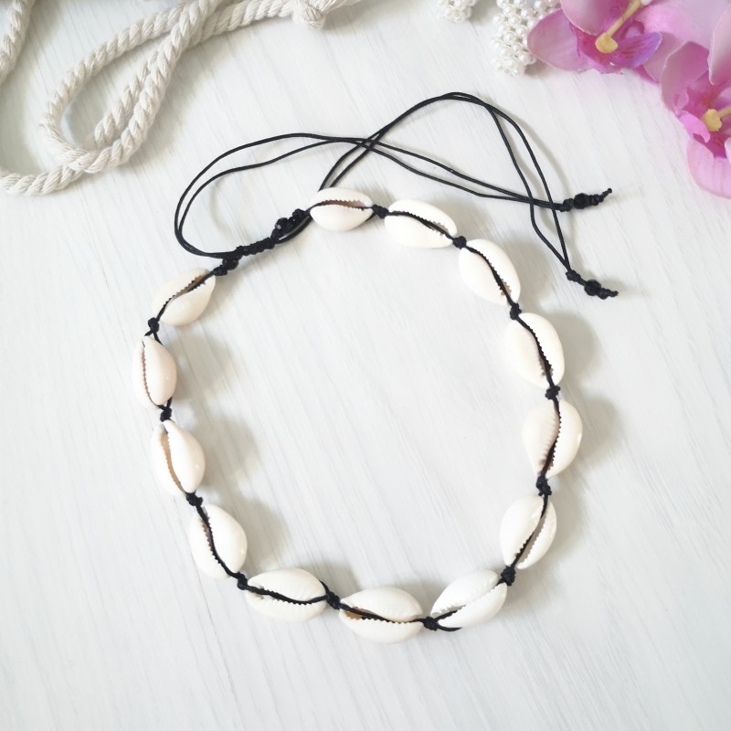 Naszyjnik z muszelkami ręcznie wykonany choker