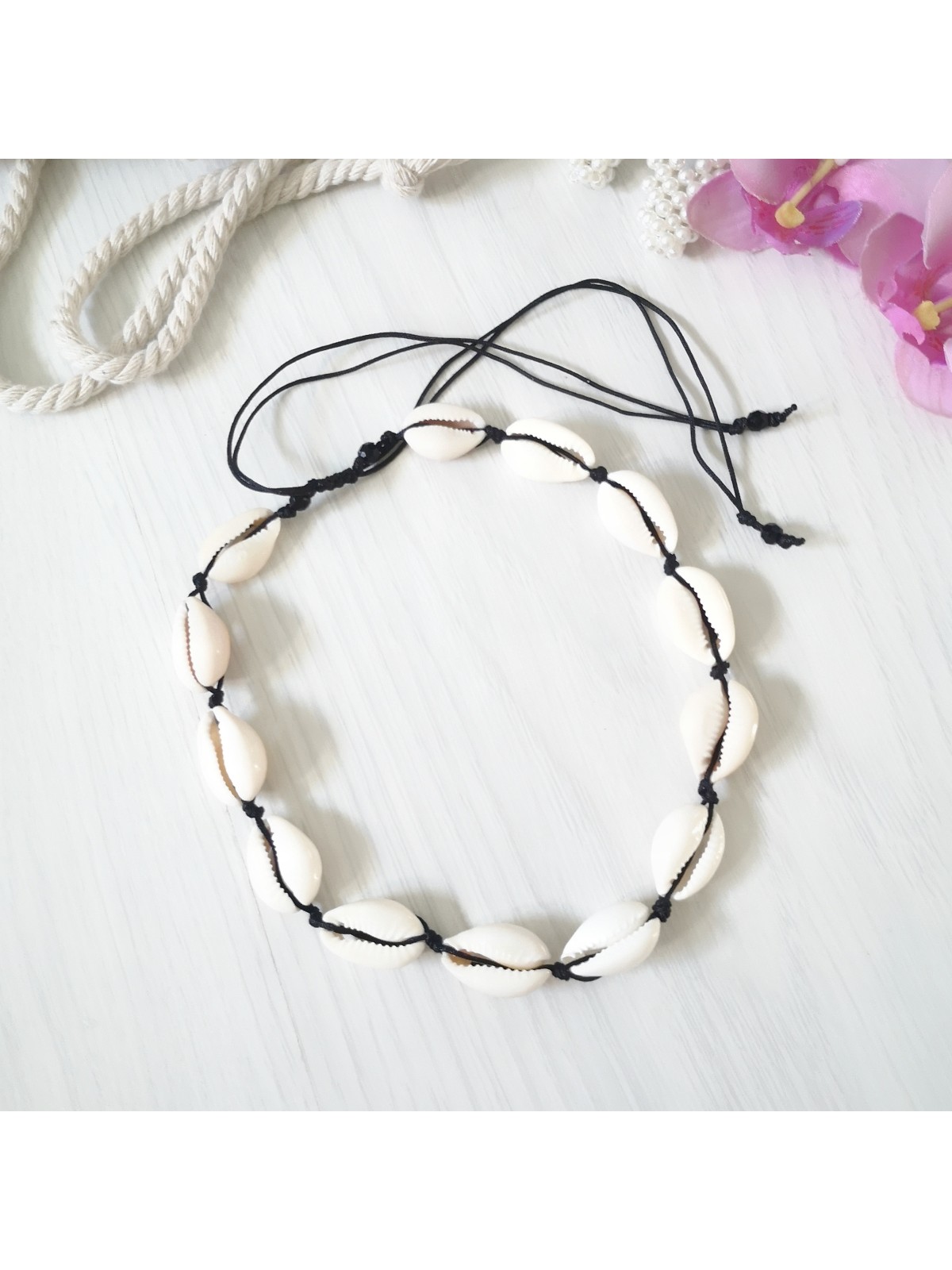 Naszyjnik z muszelkami ręcznie wykonany choker
