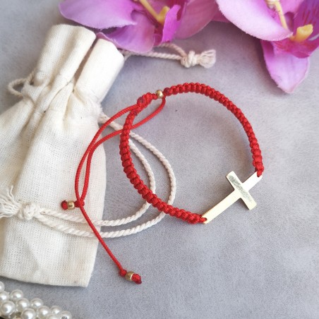Bransoletka na sznurku z krzyżykiem Krzyż czerwona pleciona