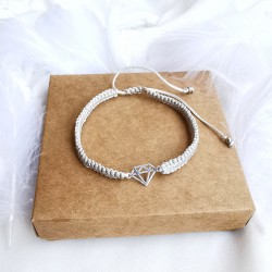 Bransoletka na sznurku z diamentem