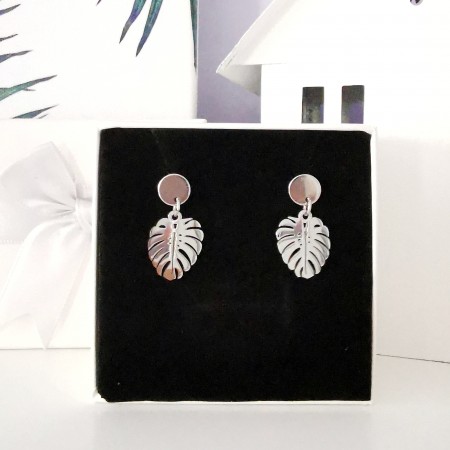 Kolczyki z liściem monstery