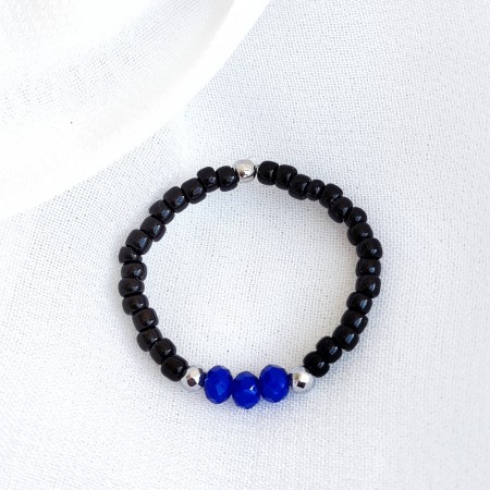 Pierścionek z koralików czarni granatowy