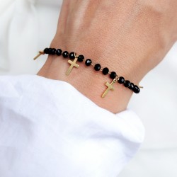 Bransoletka z czarnych kamieni ze złotymi krzyżykami