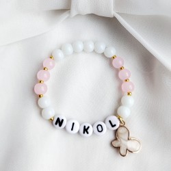 Bransoletka z imieniem dziecka z koralików – elastyczna