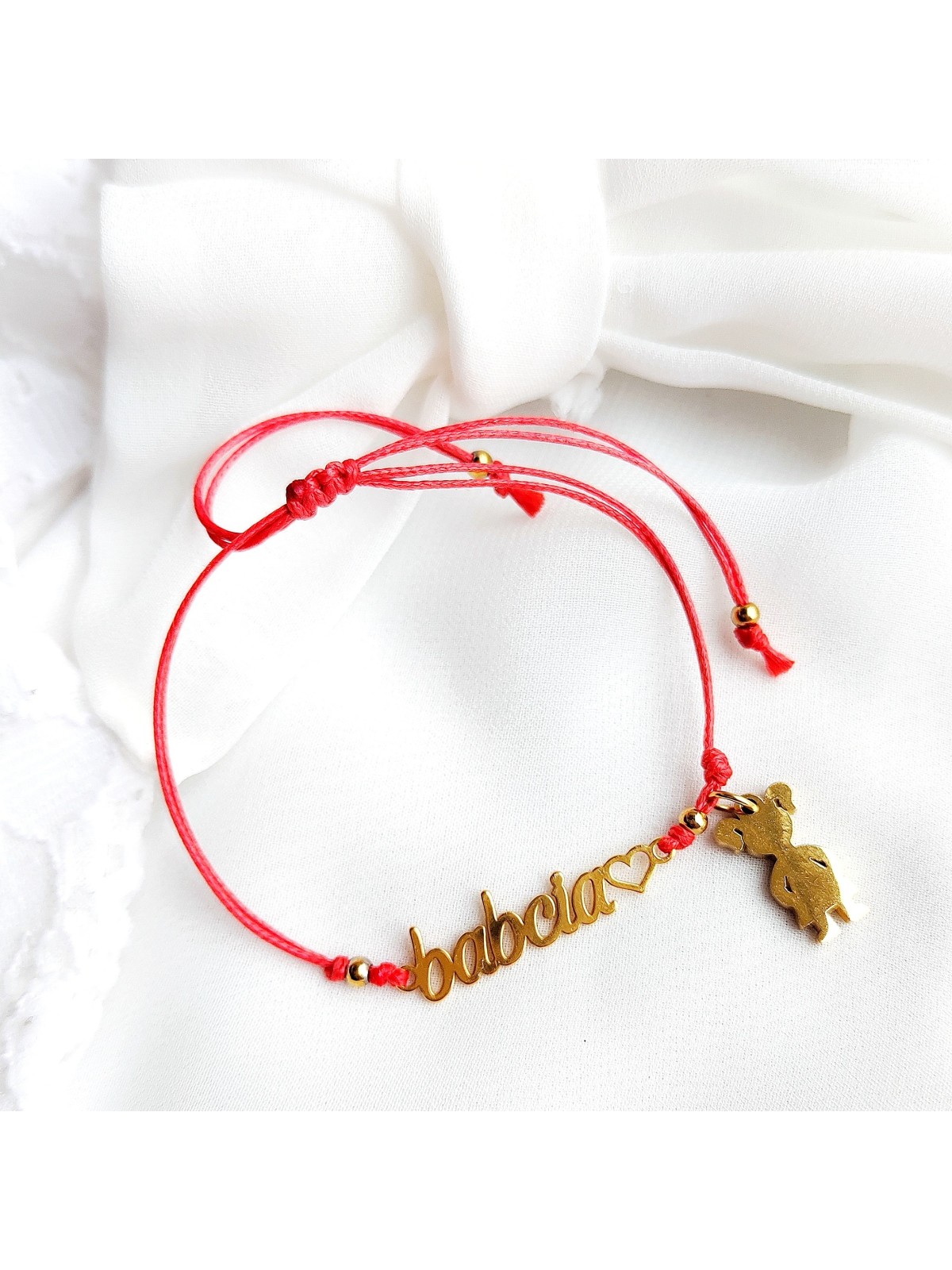 Bransoletka na sznurku z napisem babcia z grawerem